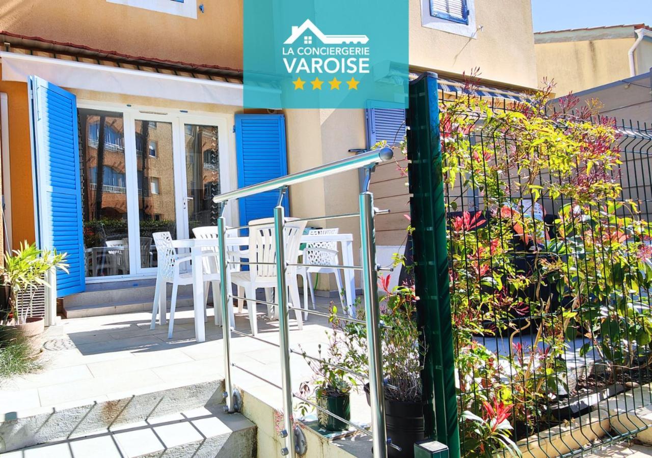 Mazet - A 300M De La Plage / Terrasse / Wifi / La Conciergerie Varoise La Londe-les-Maures Exterior foto